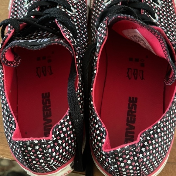 CONVERSE All Stars, size 8 - Picture 10 of 10